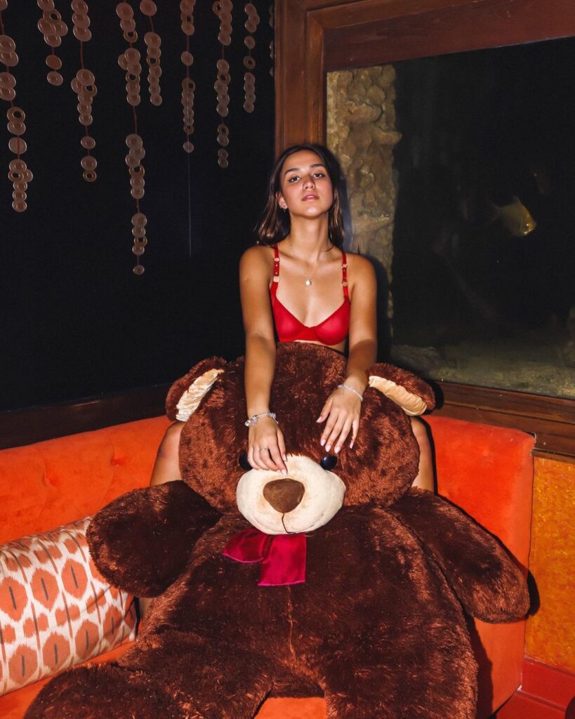 lenceria Mikaela Lafuente