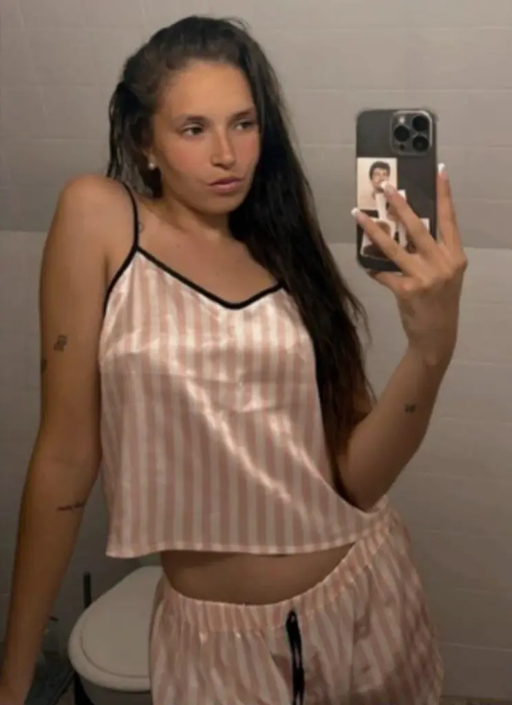 Aroney González sexi