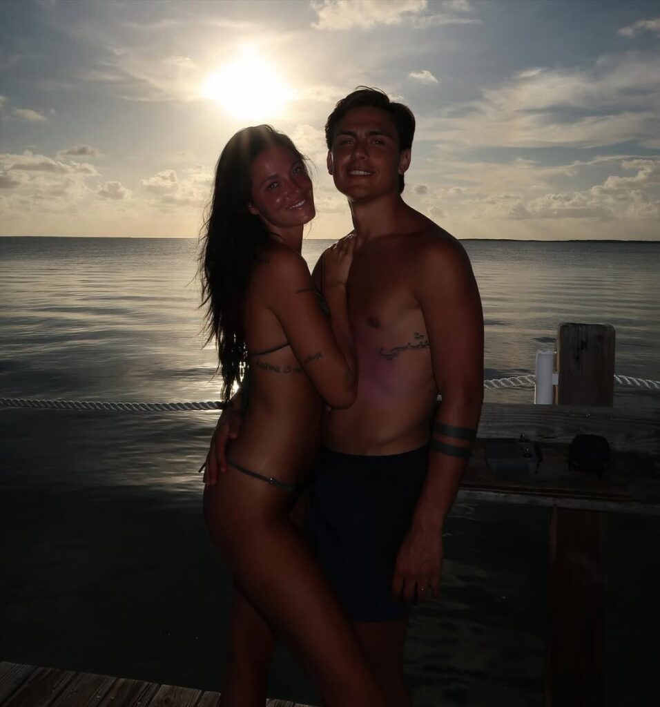 bikini tanga Oriana Sabatini