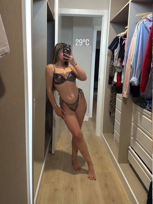 Eva García bikini tanga