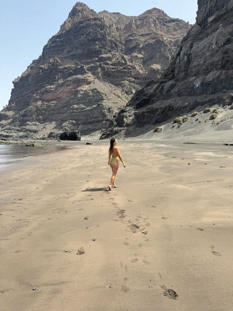 LUCii Lucía Borro tanga