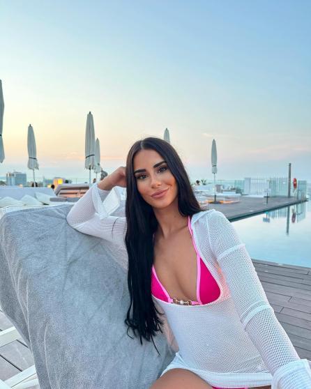 bikini hermanas de LIDLT 10