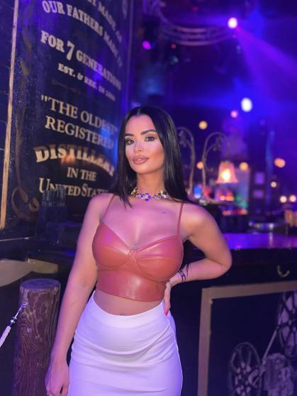 hermanas calientes de LIDLT 10