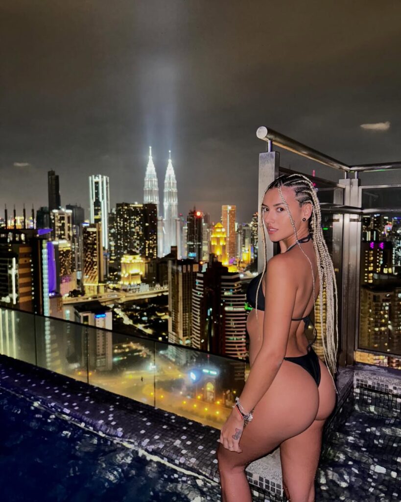 Leila tanga lidlt 10