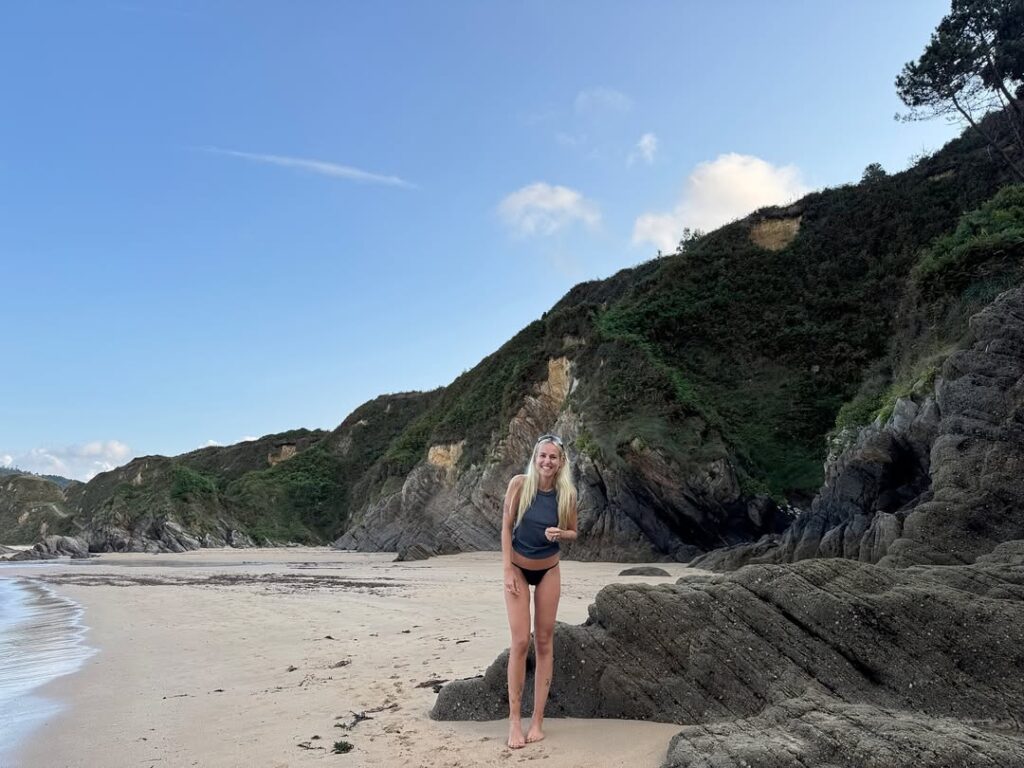 María Escarmiento playa