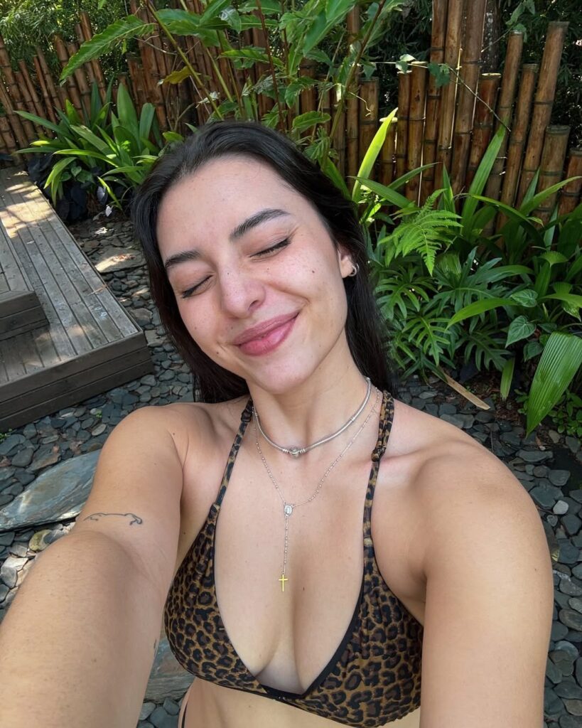 tetas Isabeladelgadou nude