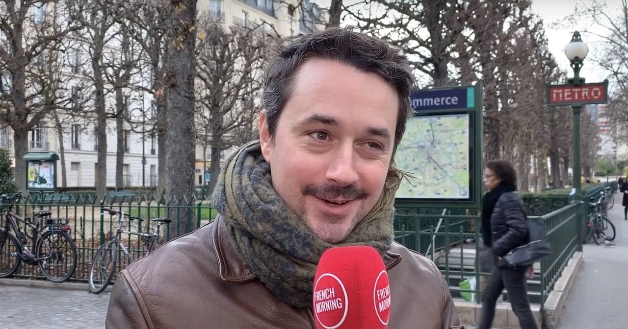 Komisch: Fransen proberen hun uiterste best om deze moeilijke Engelse