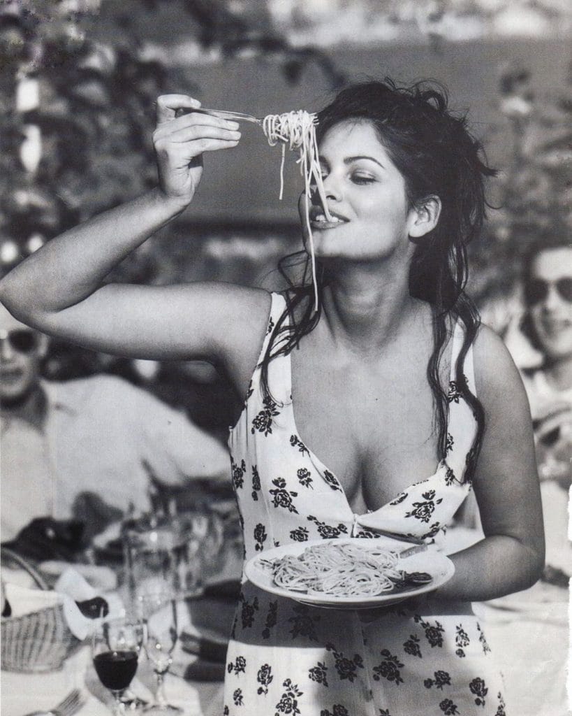 claudia cardinale the traveling gentleman