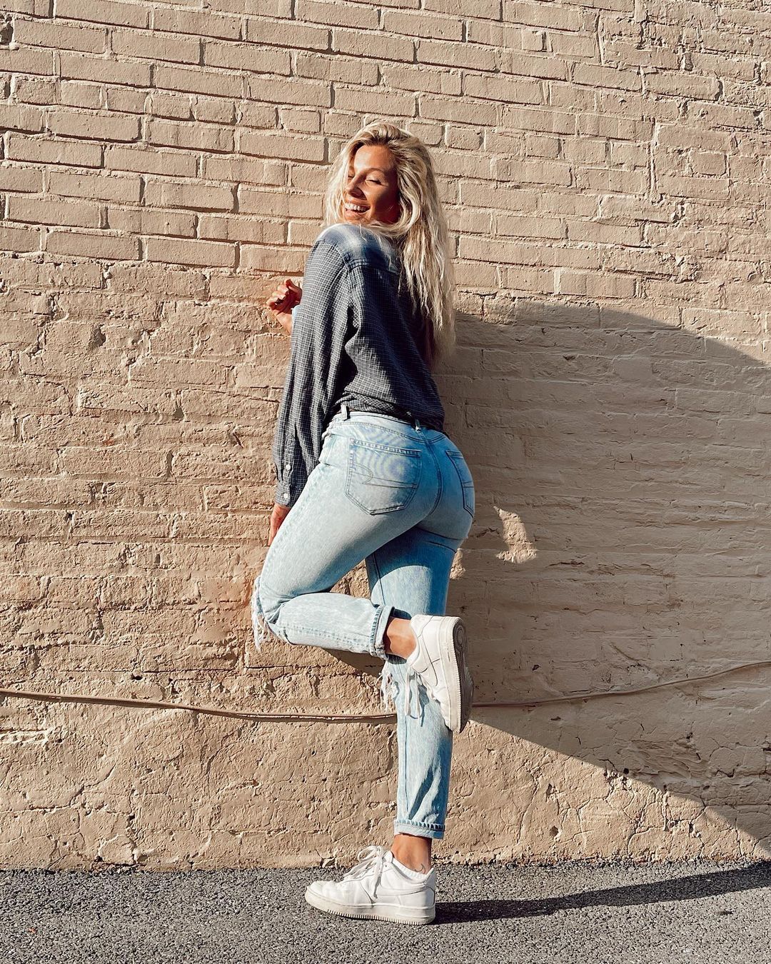 Kierdyn Ott in denim jeans