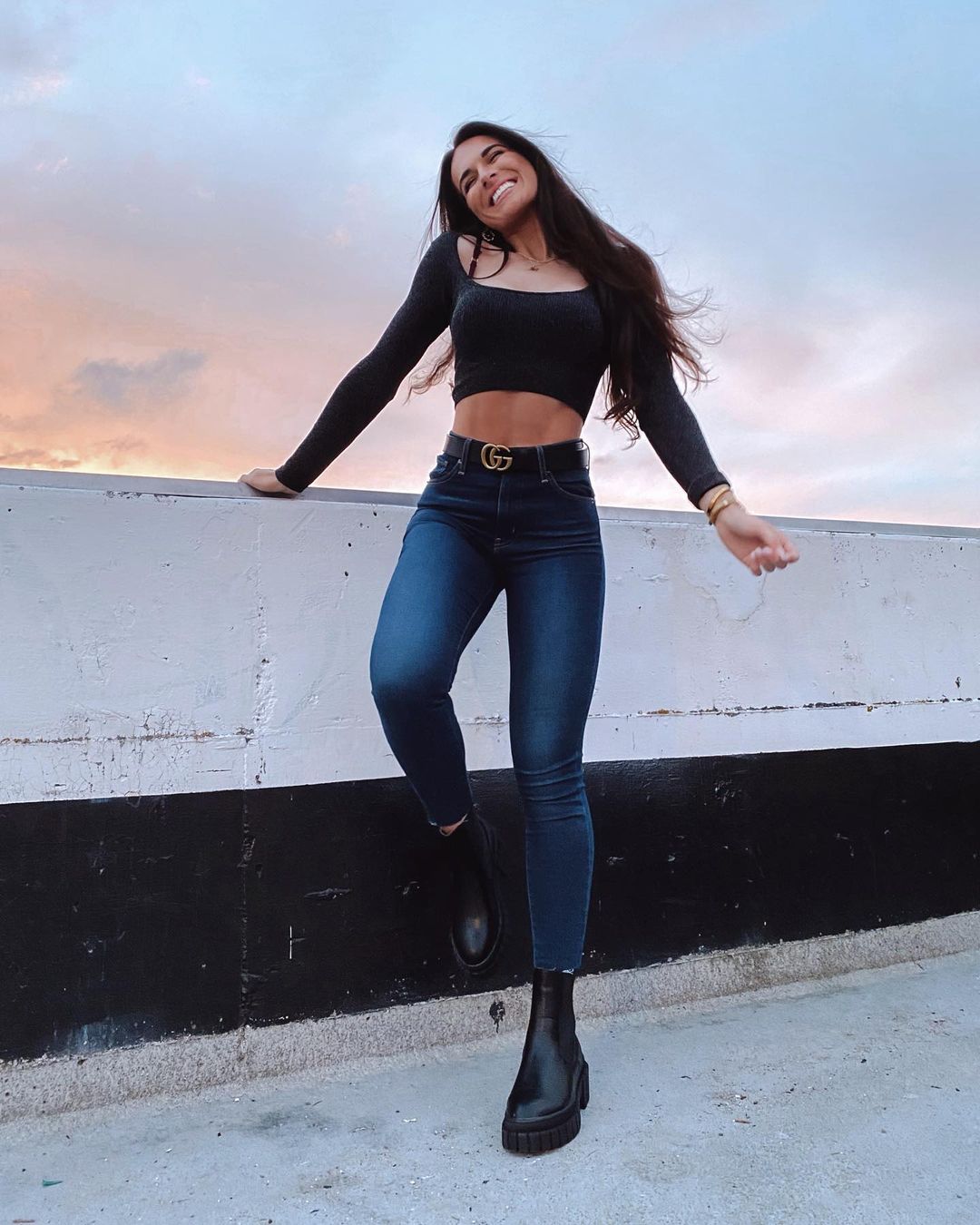 Makayla Anisa met Gucci riem