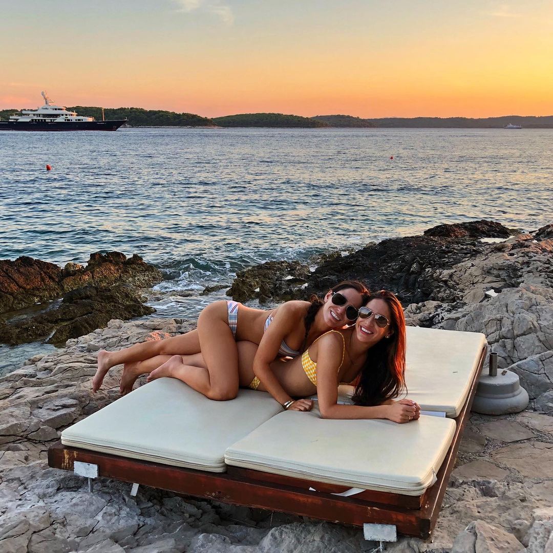 Jen Selter met vriendin