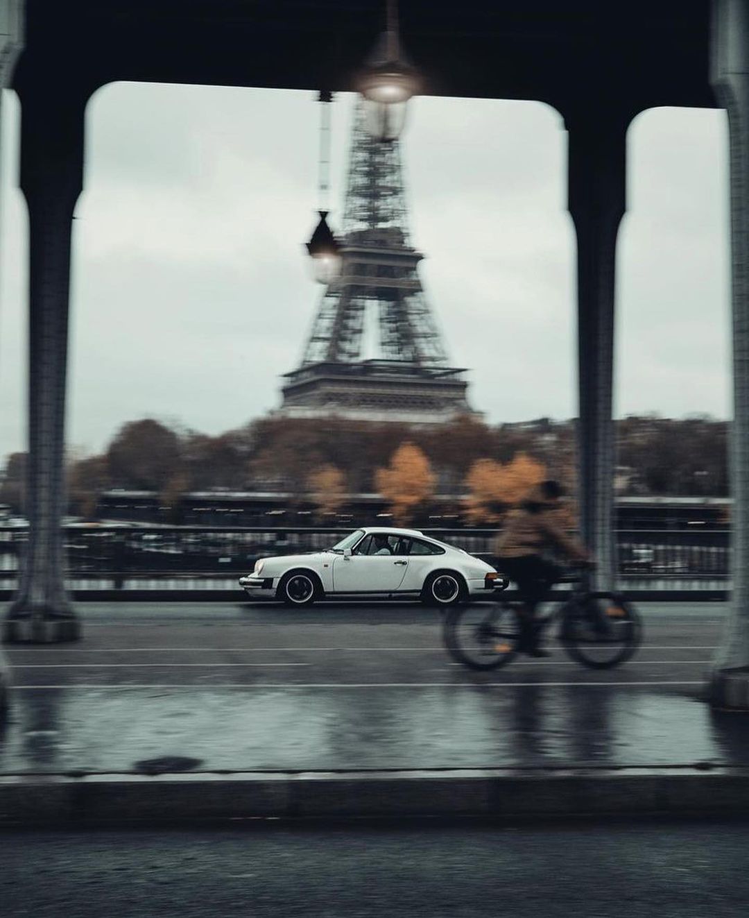 Gentleman Jungle auto in Parijs