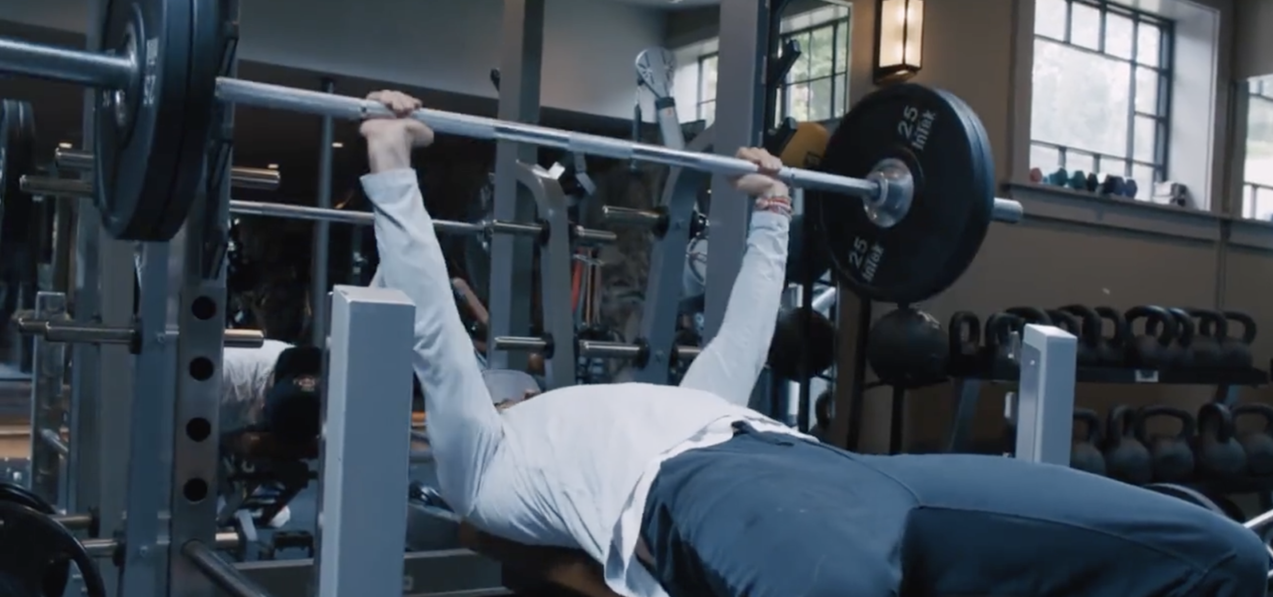 acteur van Deadpool 3 tijdens sporten