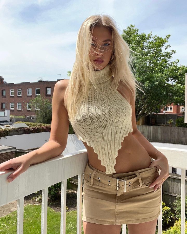 Saraf Johansen met topje