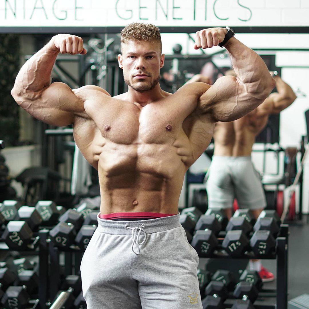 Wesley Vissers pose