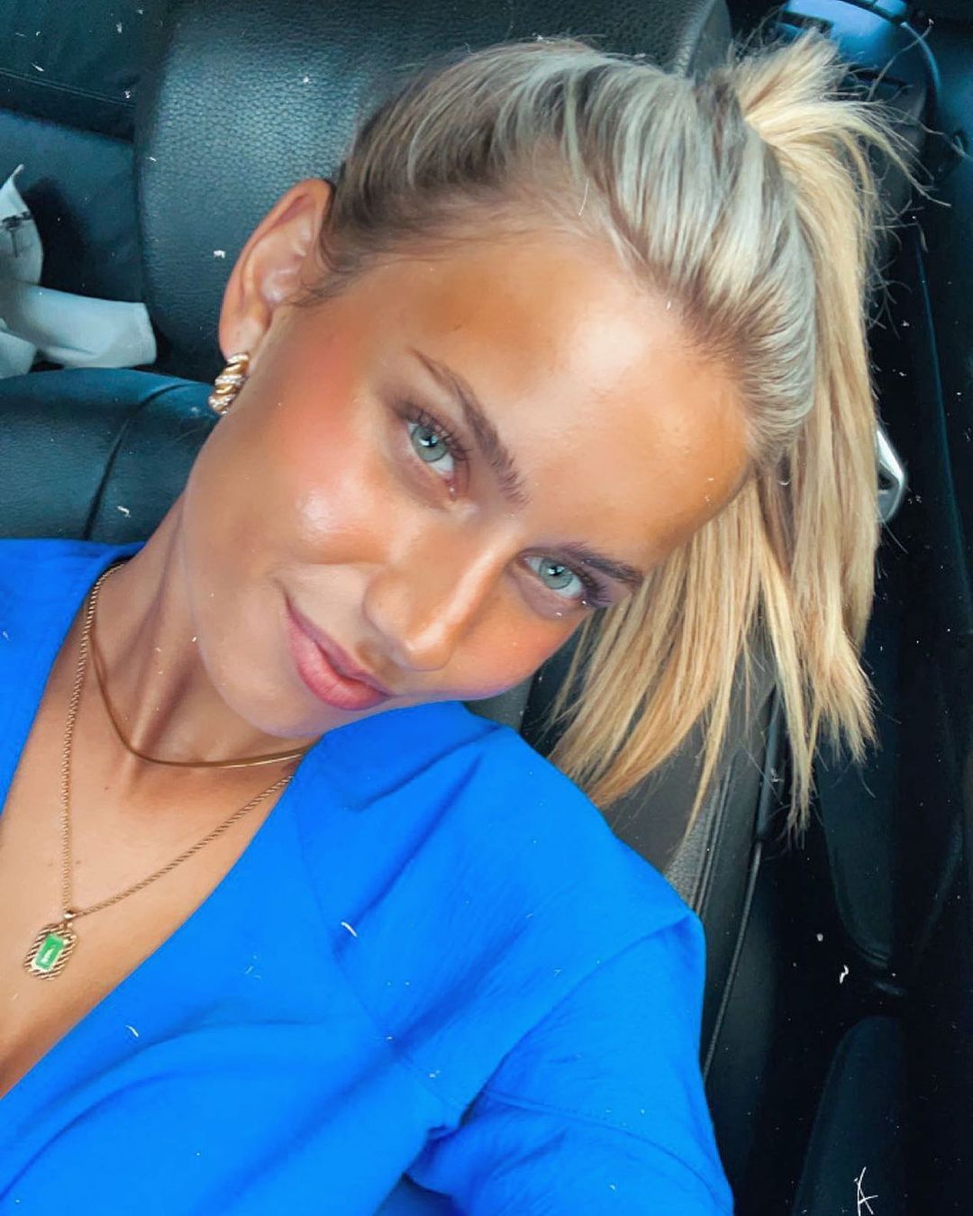 Jade Brands selfie
