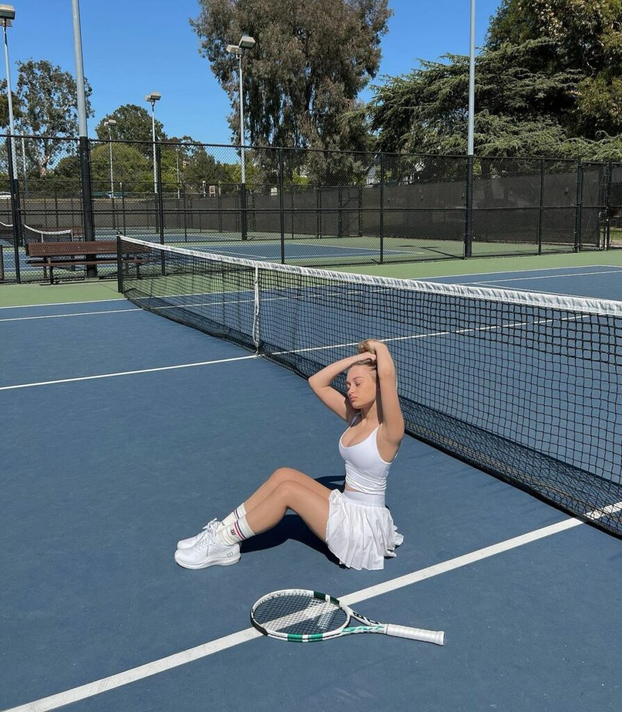 Aprll op tennisbaan