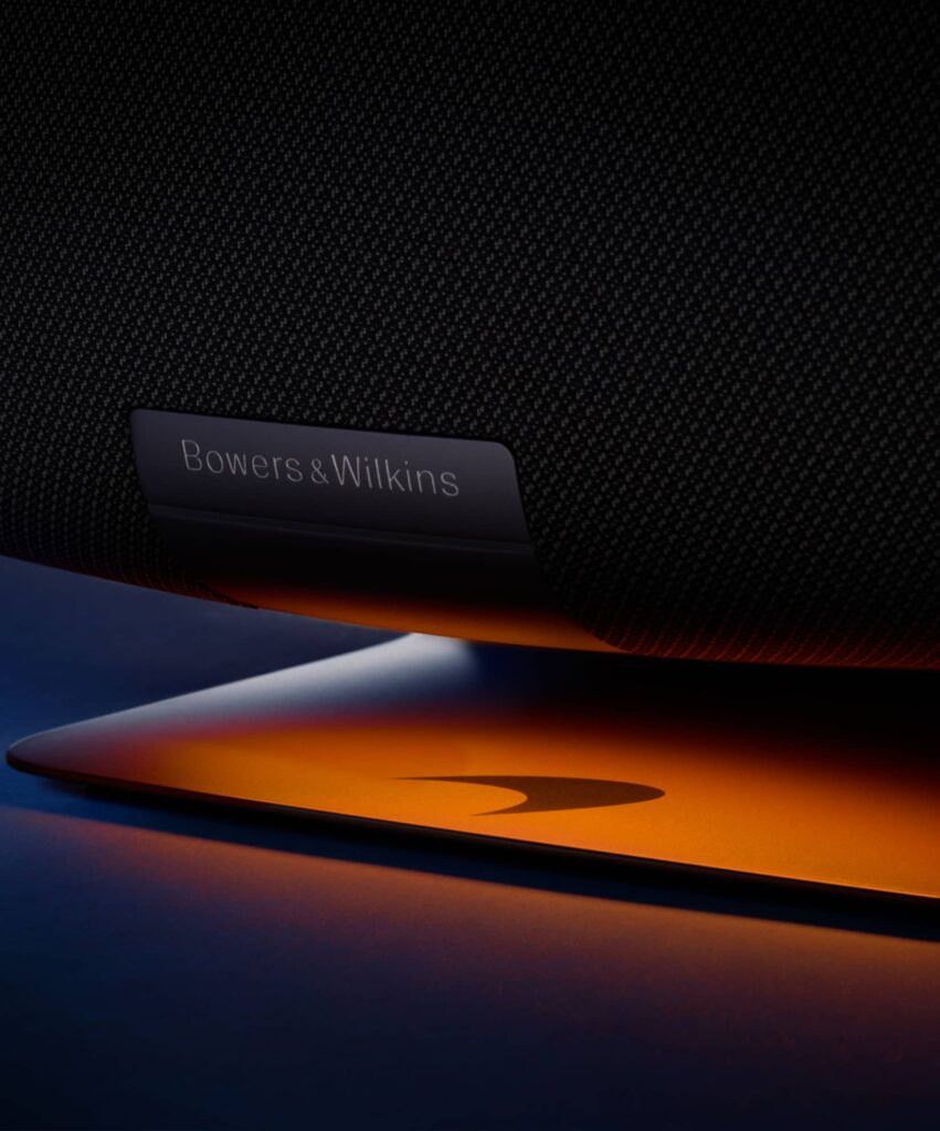Bowers Wilkins Zeppelin achterkant