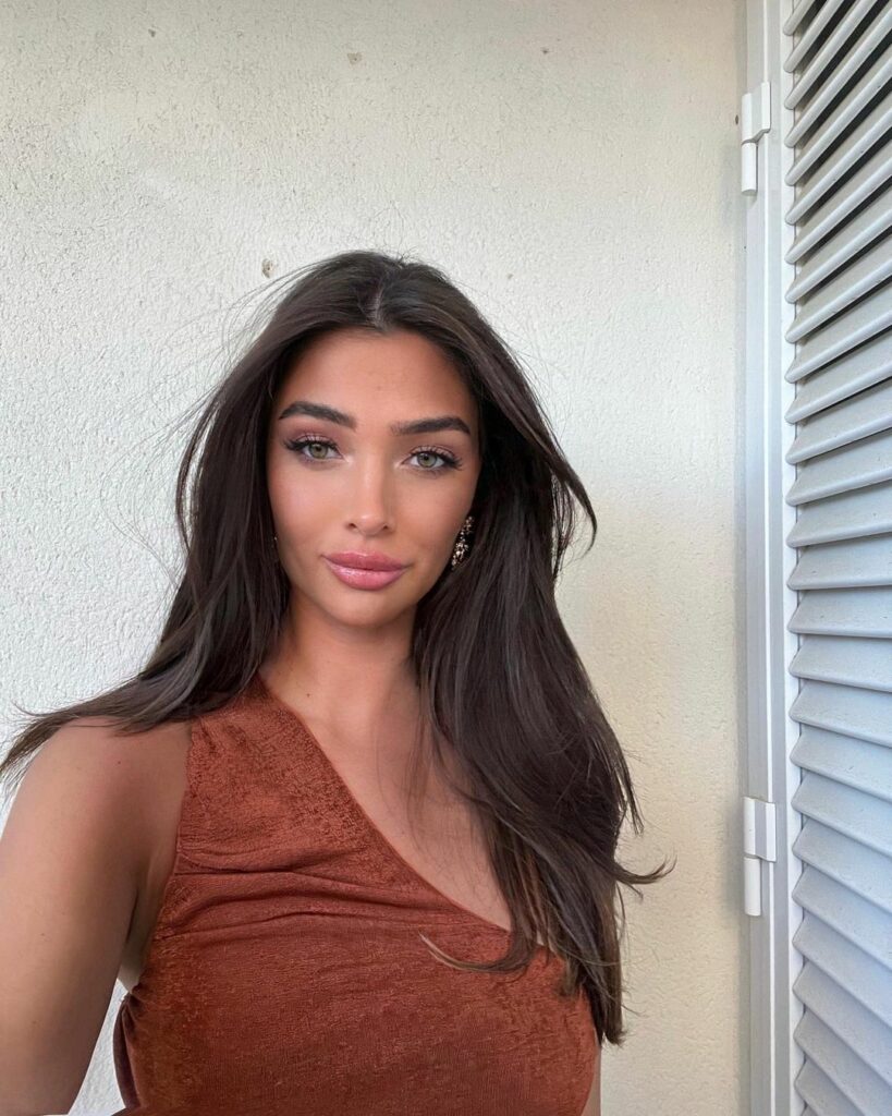 Afille Lowe selfie