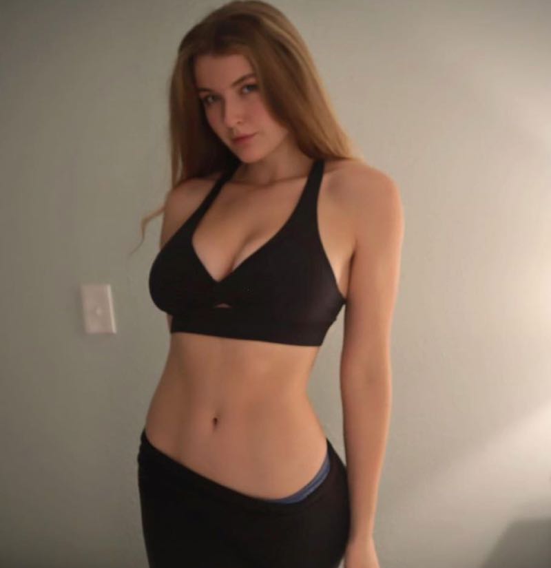 Mia topje