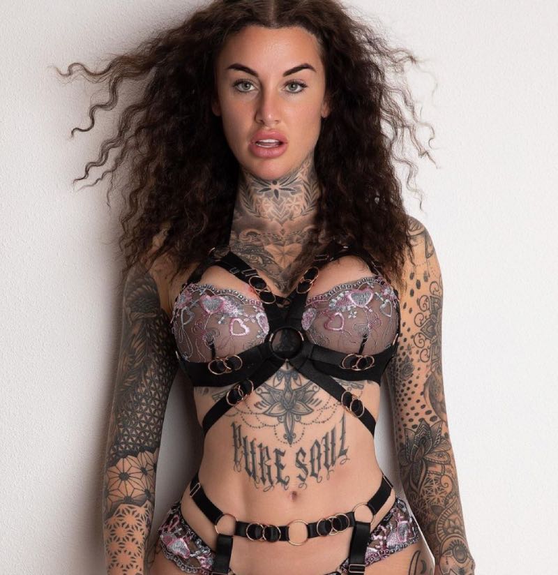 Rosanna in sexy lingerie 