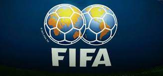 Een blauwe kaart met het logo van FIFA