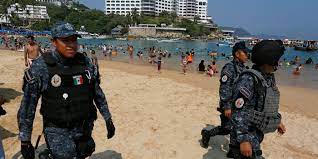 Politie op Acapulco Beach