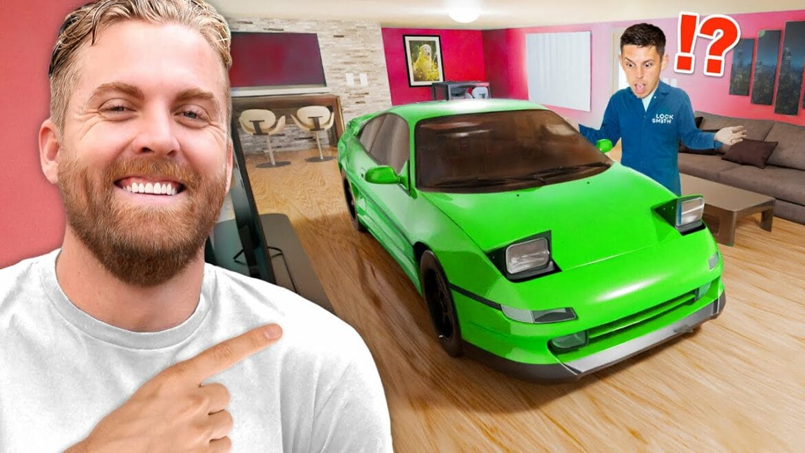 Vlog Creations staat bij een felgroene auto
