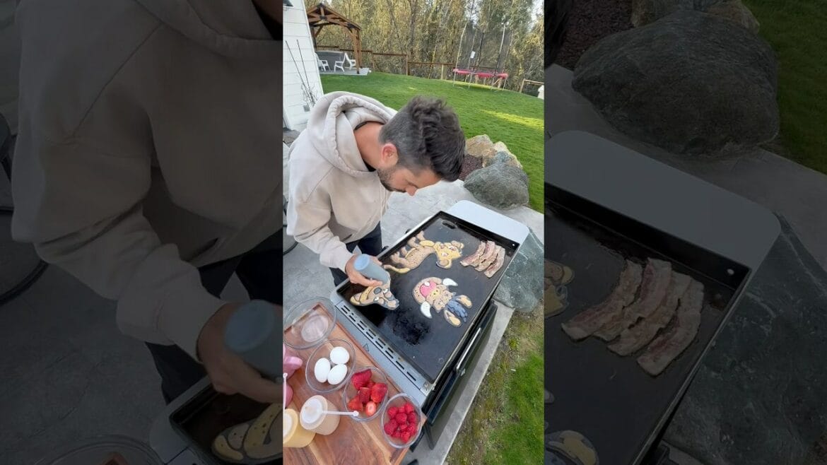 Mason Smith maakt pannenkoeken