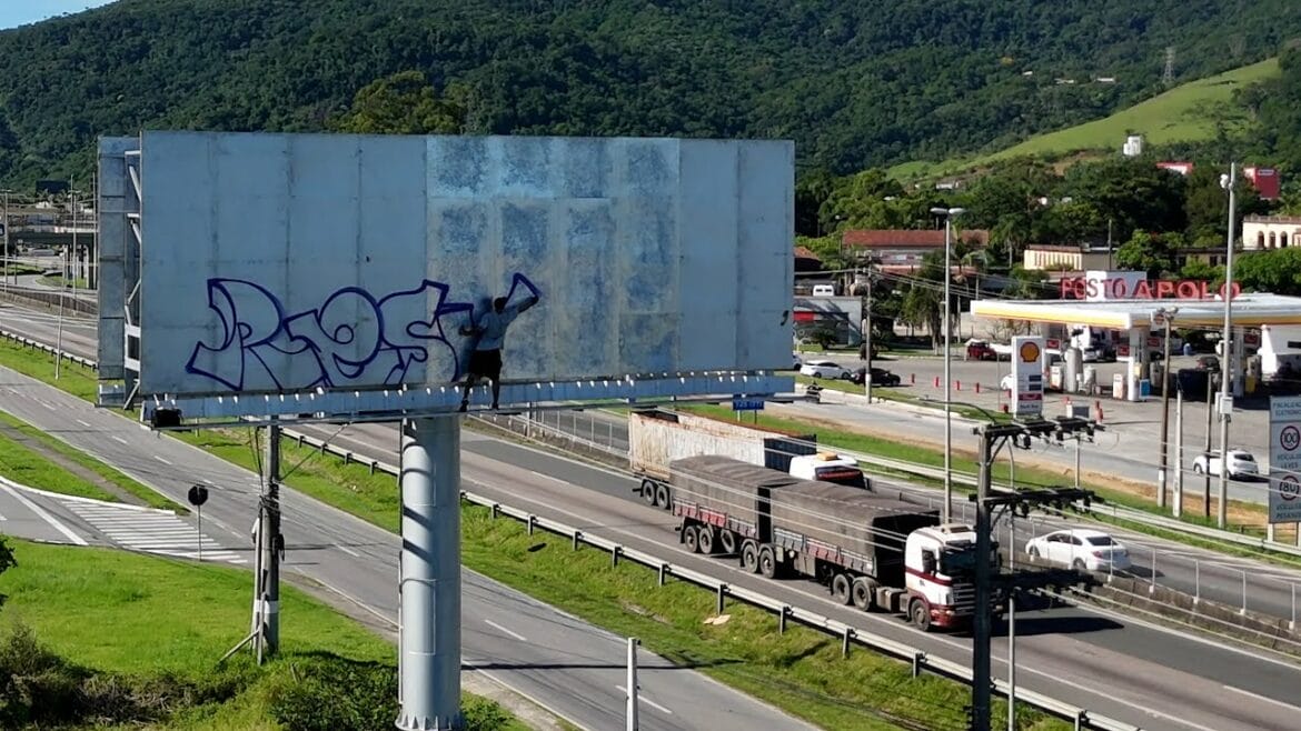 'RESK 12' op een billboard