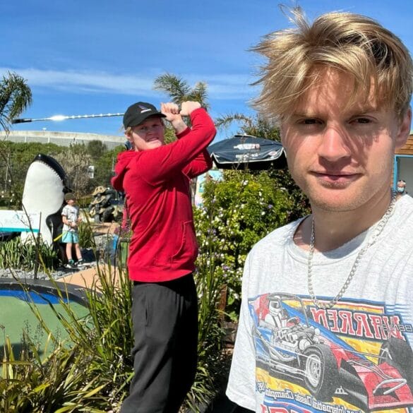 Fairbairn Films aan het golfen