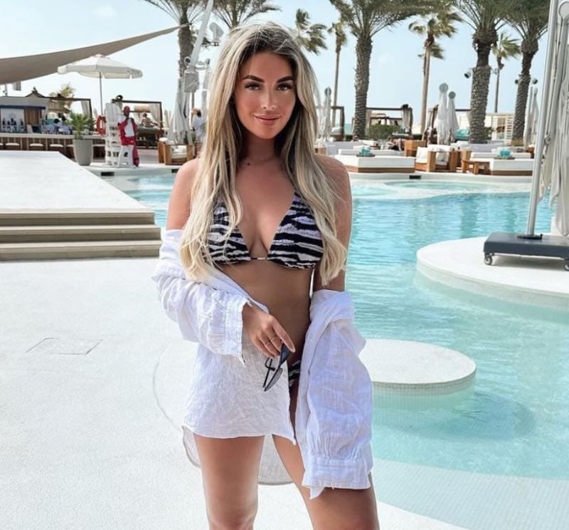 Joyce in bikini