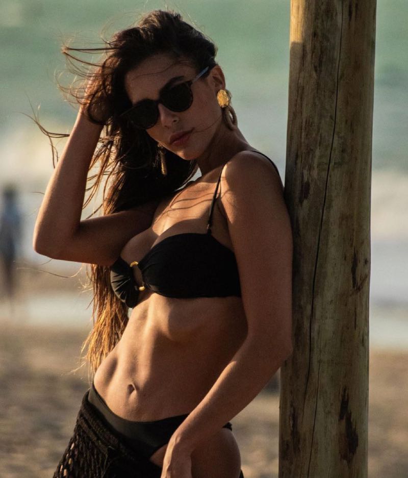 Gabrielle six pack