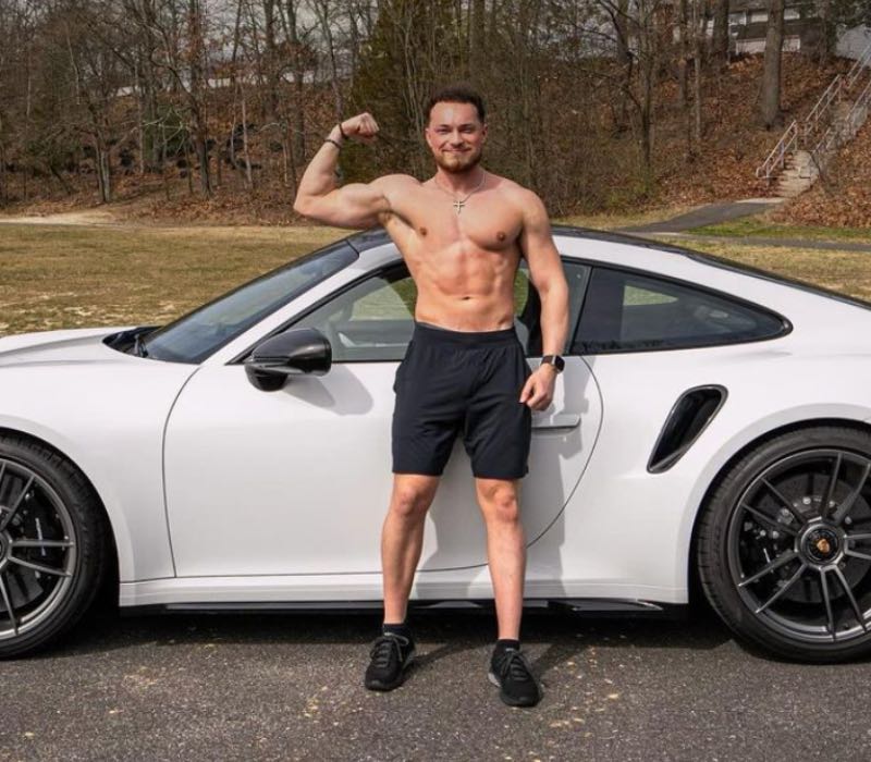Lance voor zijn Porsche 