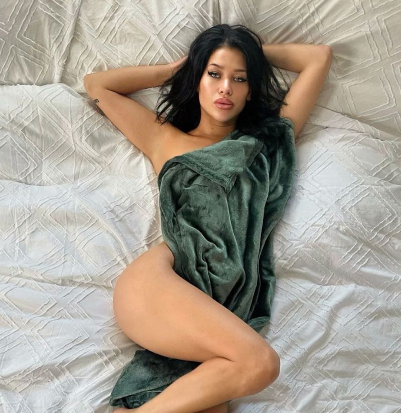 Tori bed