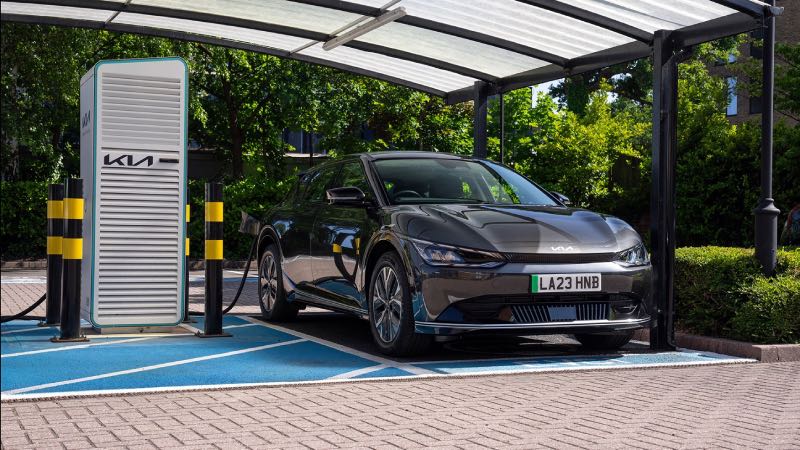 Elektrische wagen opladen