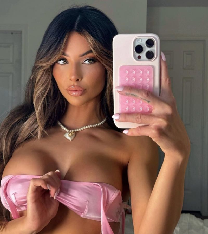 Roze sexy lingerie