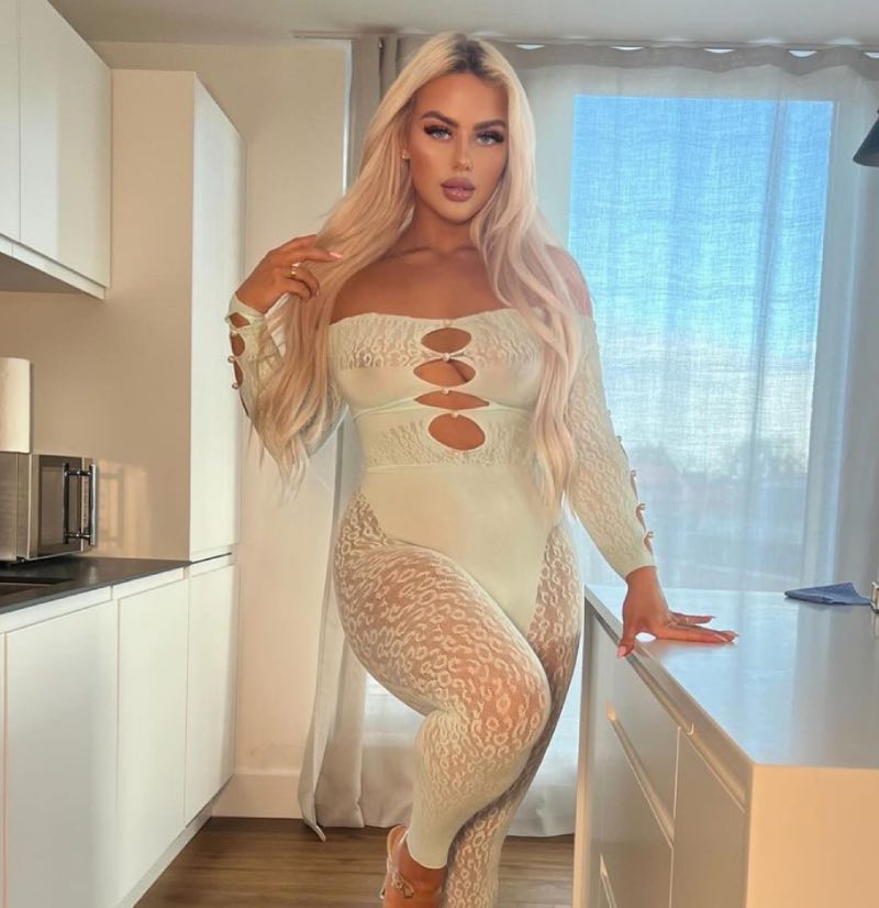 Jasmine in wit 