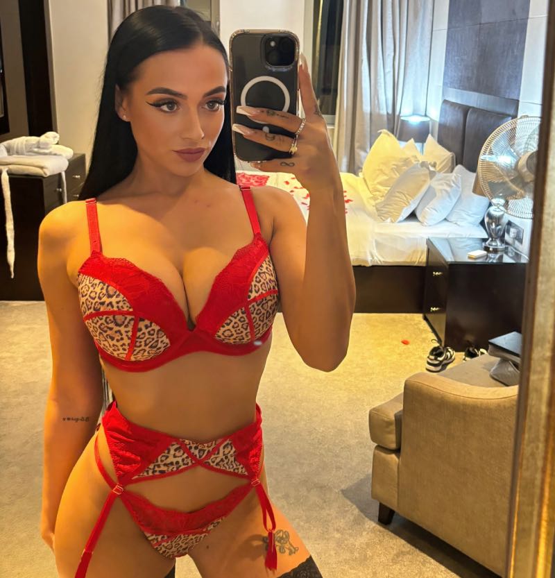 Rode lingerie 