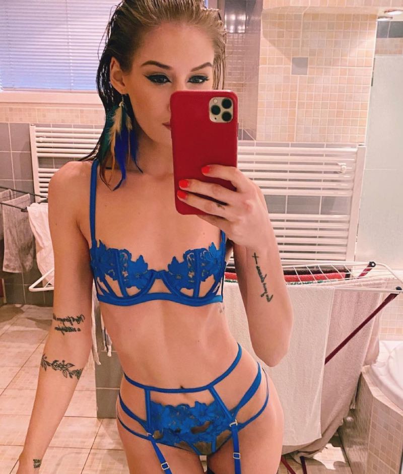 Blauwe lingerie