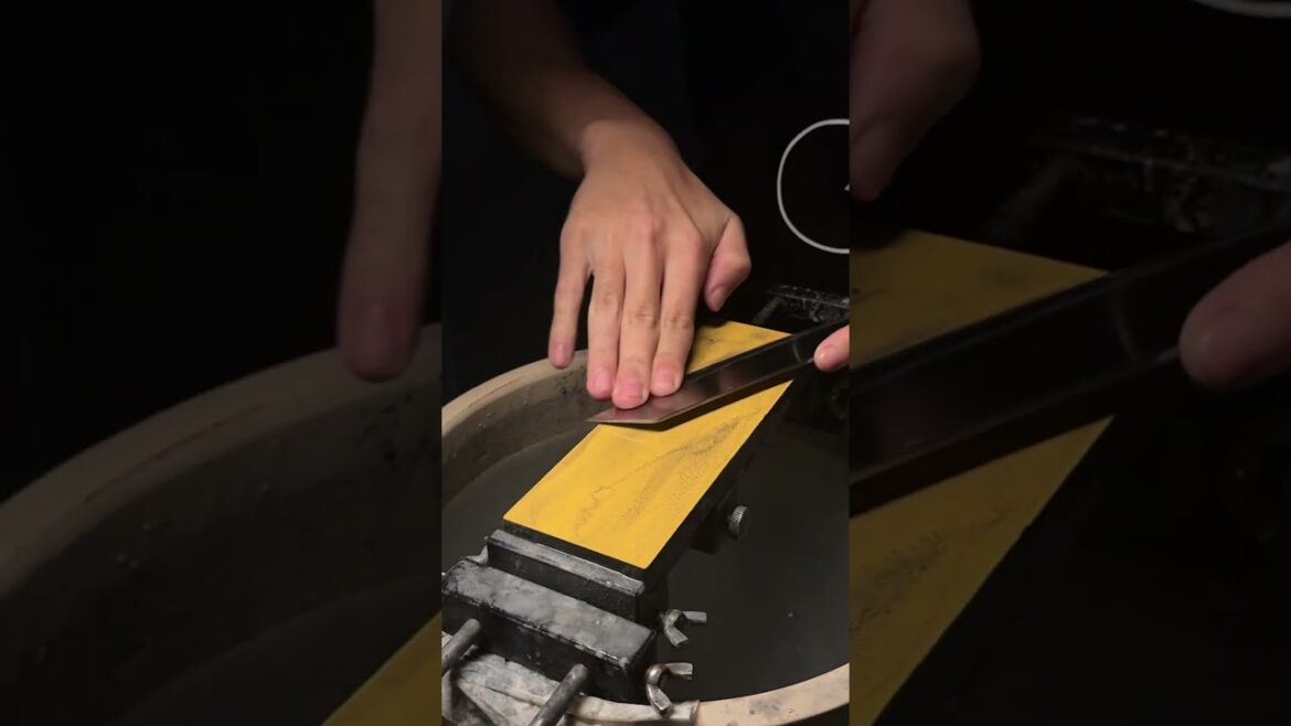 'Raythesharpener' op YouTube