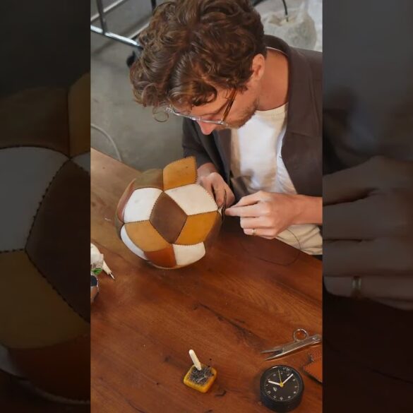 'jonpaulsballs' op YouTube