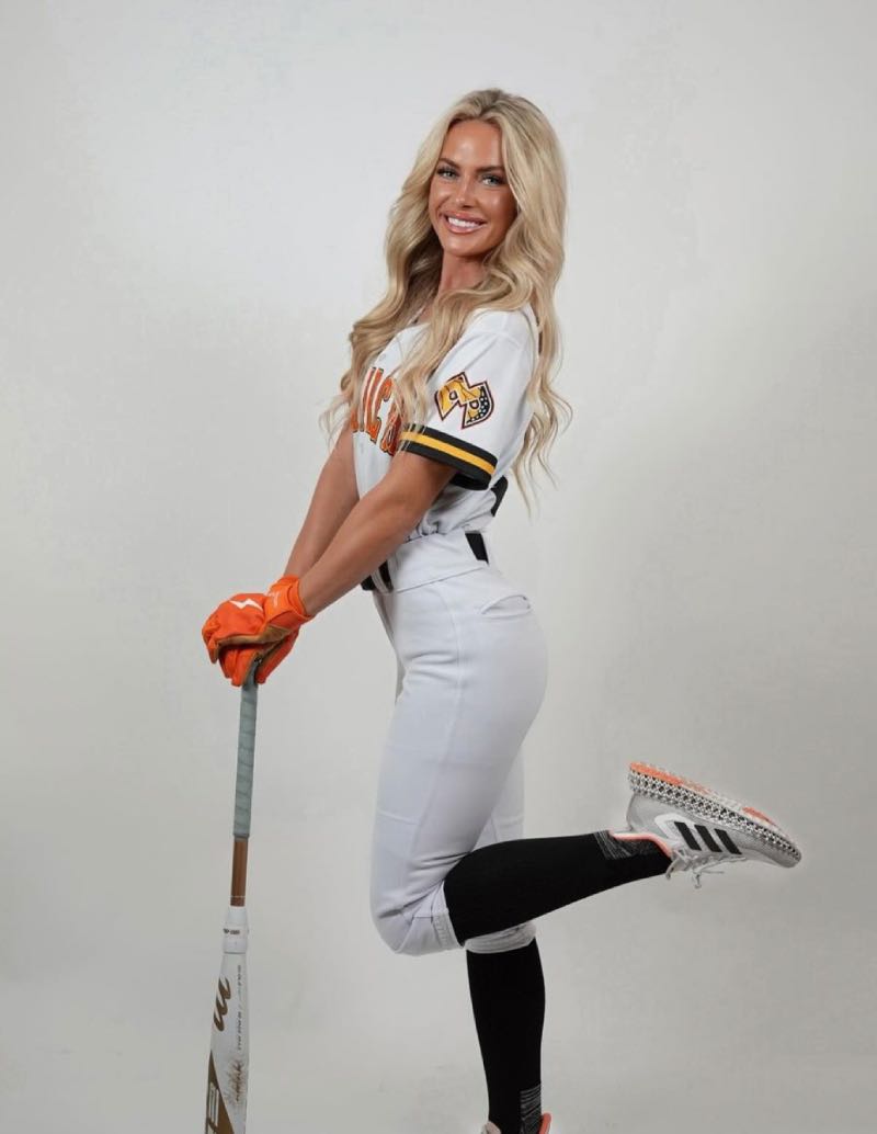 Softballer