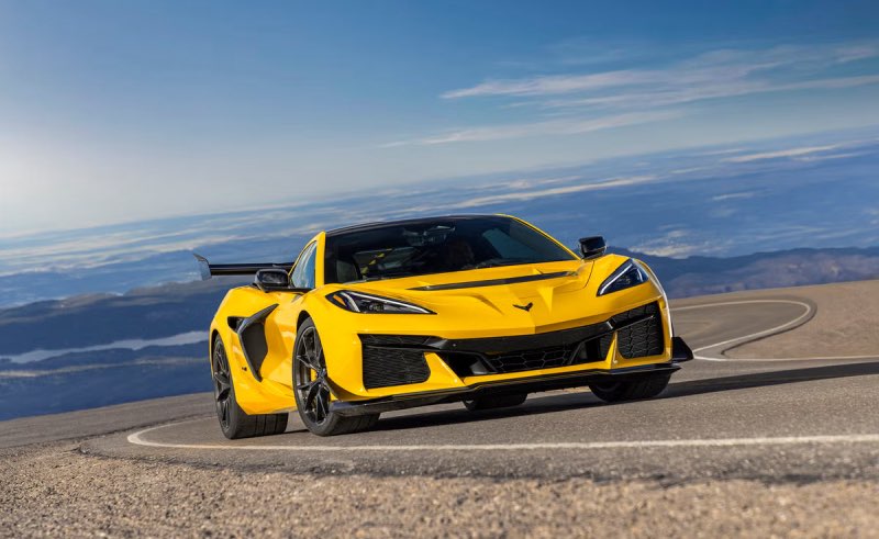 Corvette ZR1 geel