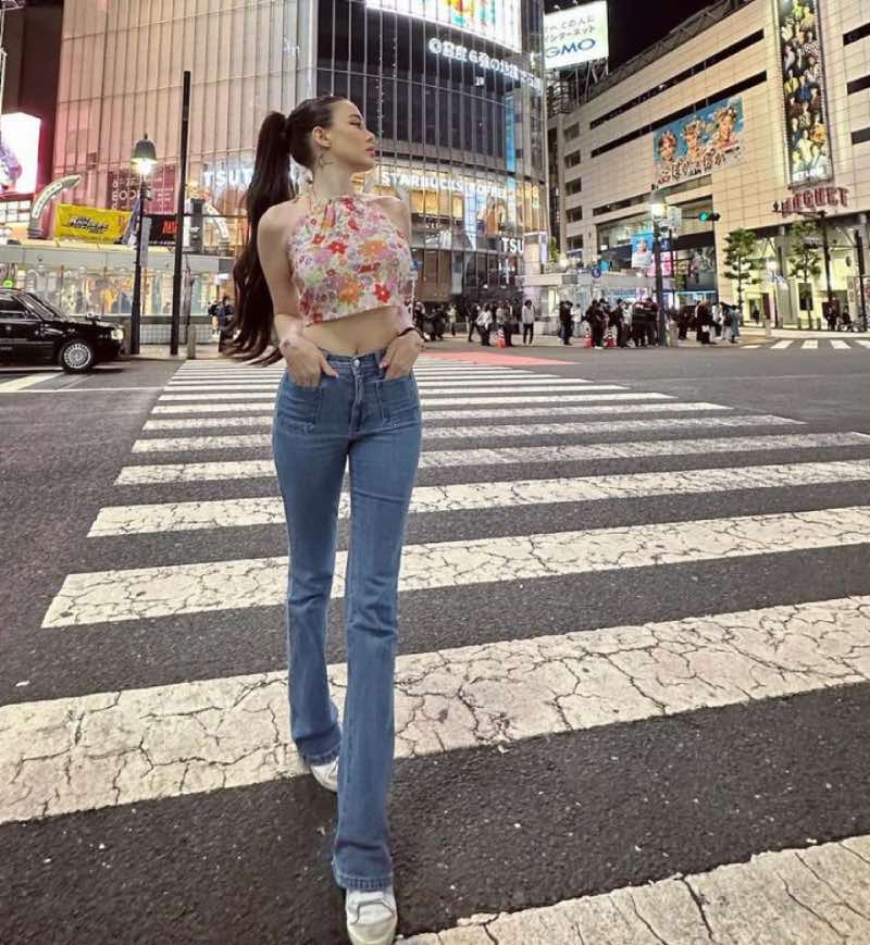 Esin in tokyo