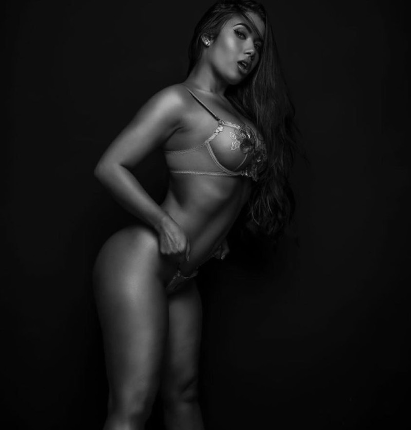 Nicole in sexy lingerie 