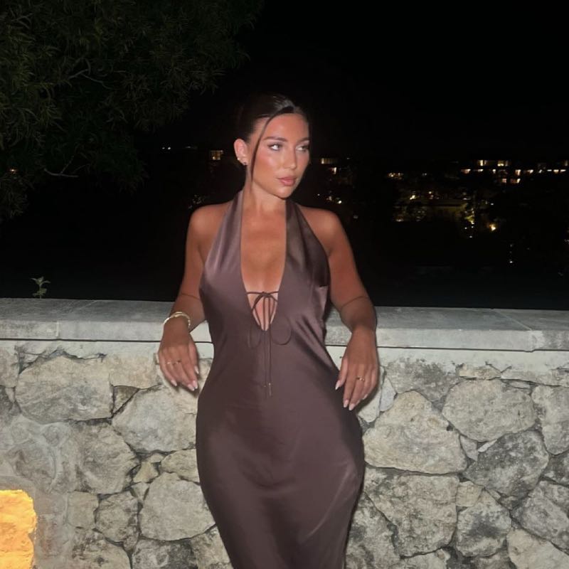 Rosie in jurk