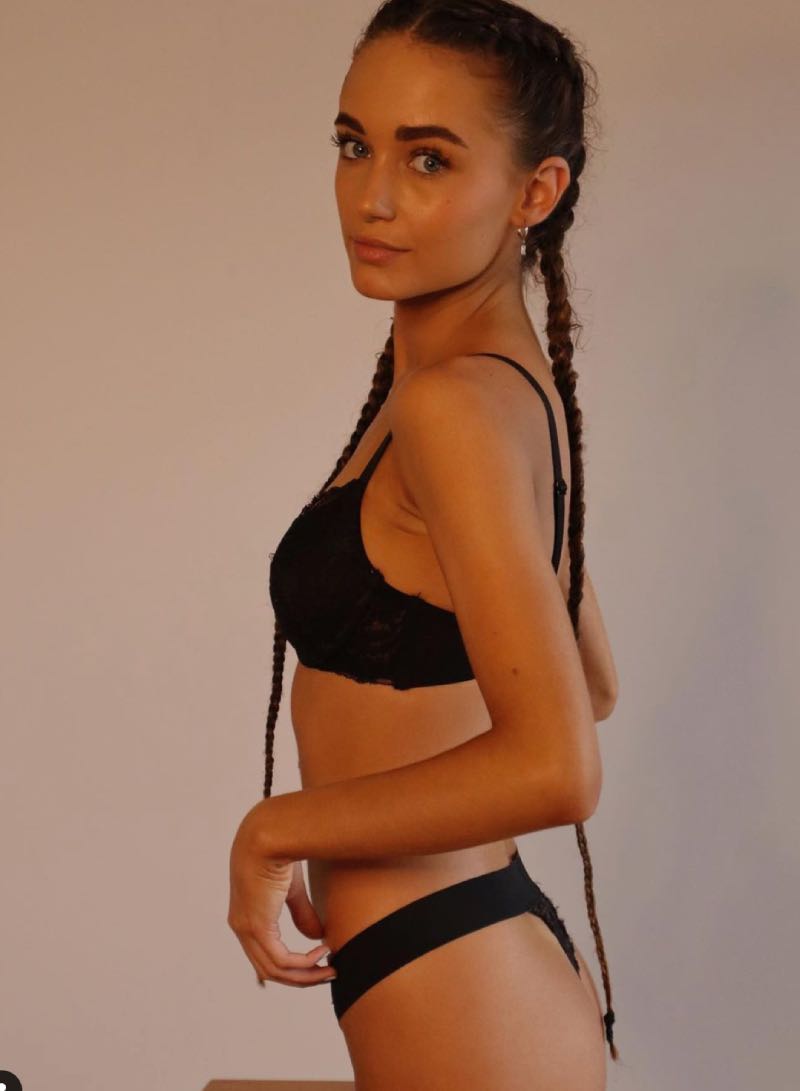 Lauren in sexy zwart setje