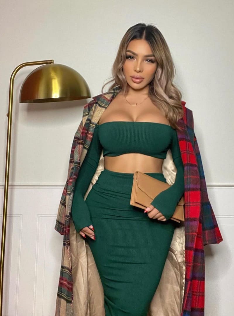 Emmeline in sexy groene jurk