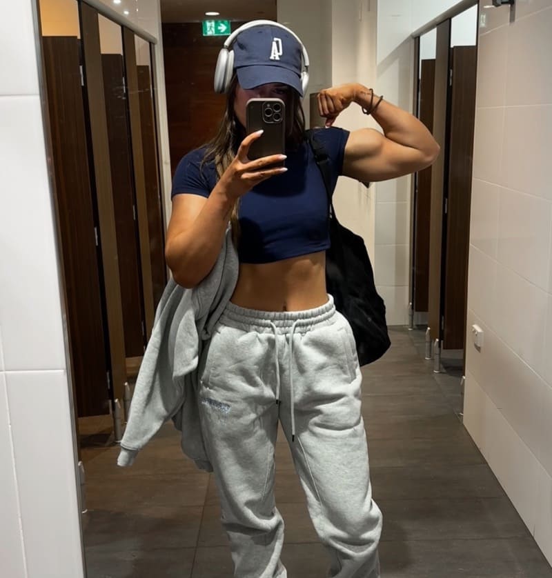 Babe in de sportschool